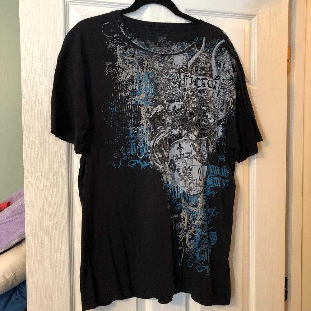 EUC XL Men’s Filter t-shirt black white blue